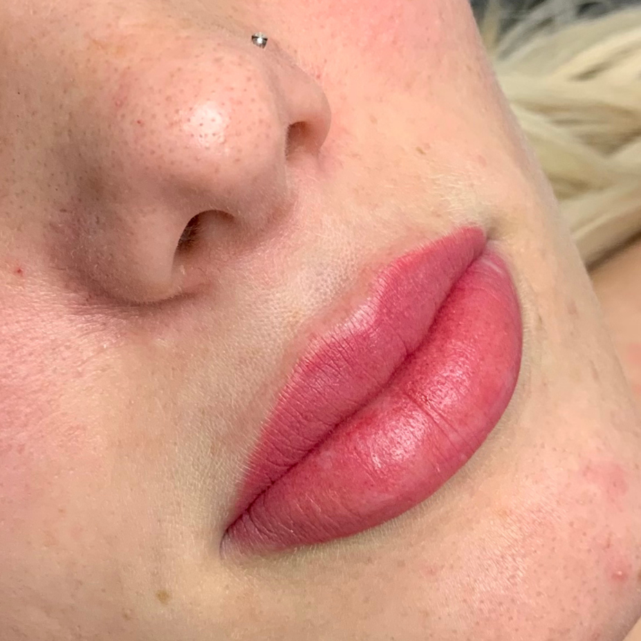 Lip Blush Tattoo with Elyce 